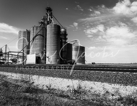 Silo in Atlanta, IL